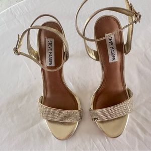 Steve Madden Ritter Metallic Silver Gold Sandals Heels